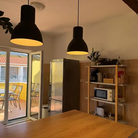 Sea And Pine Paradise Apartman Orebić